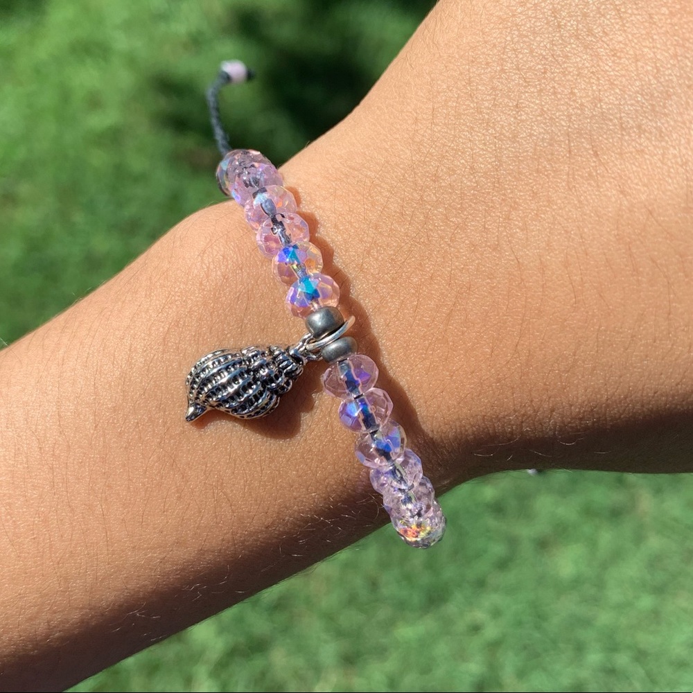 Sliding knot bracelet 🖤